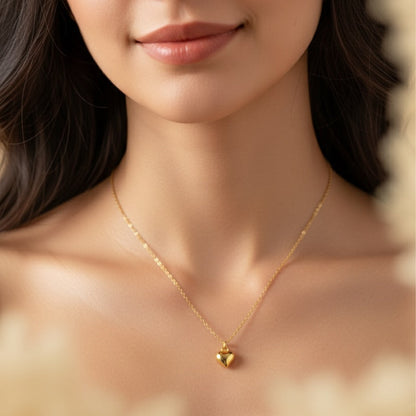 Classic Petite Gold Heart Pendant Necklace