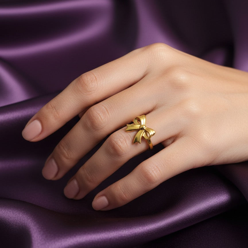 Golden Bow Elegance Ring