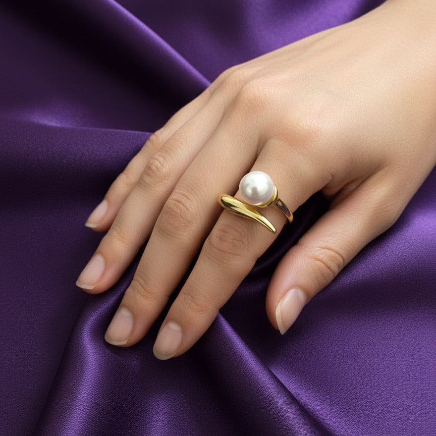 Minimal Pearl Wrap Ring