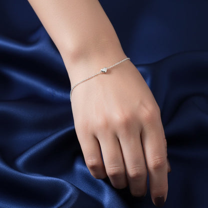 Minimal Silver Heart Charm Bracelet