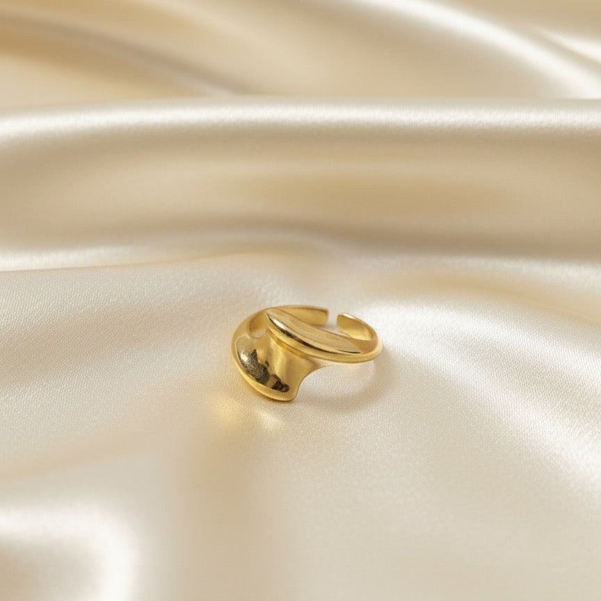 Sculpted Wave Gold Statement Ring