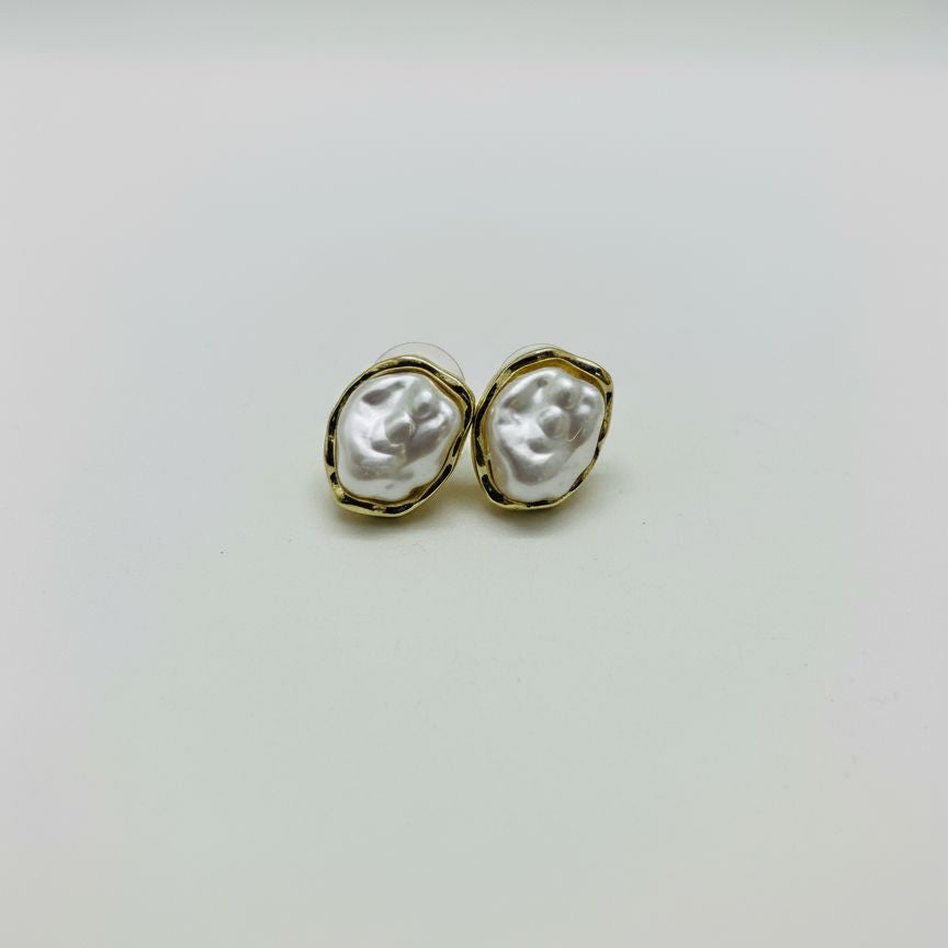 Baroque Pearl Gold-Edged Stud Earrings